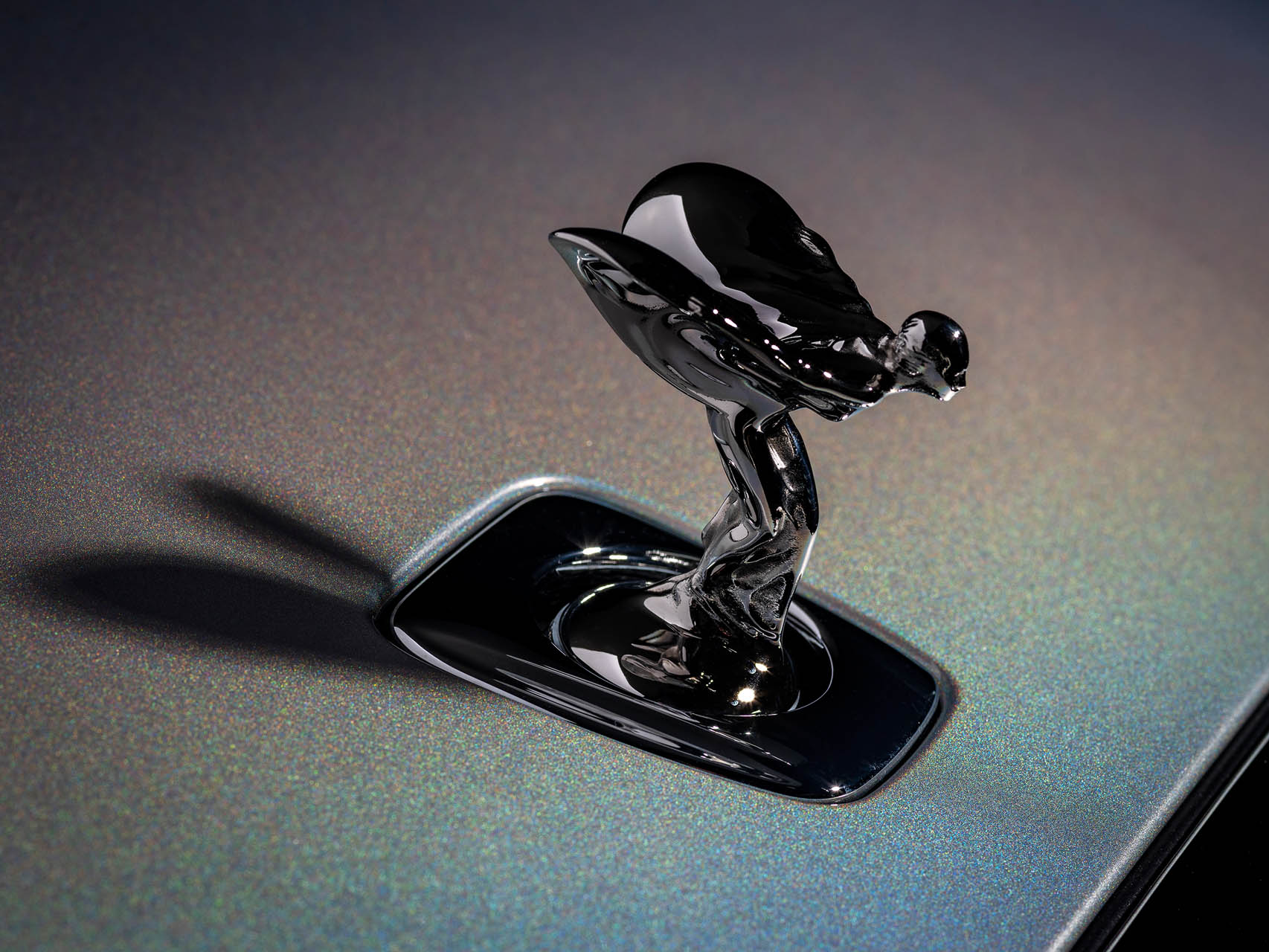 rolls-royce spectre lunaflair 03