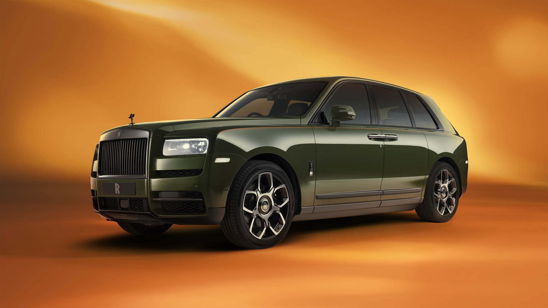 rollsroycecullinaninspiredbyfashionrebellemilitarygreen