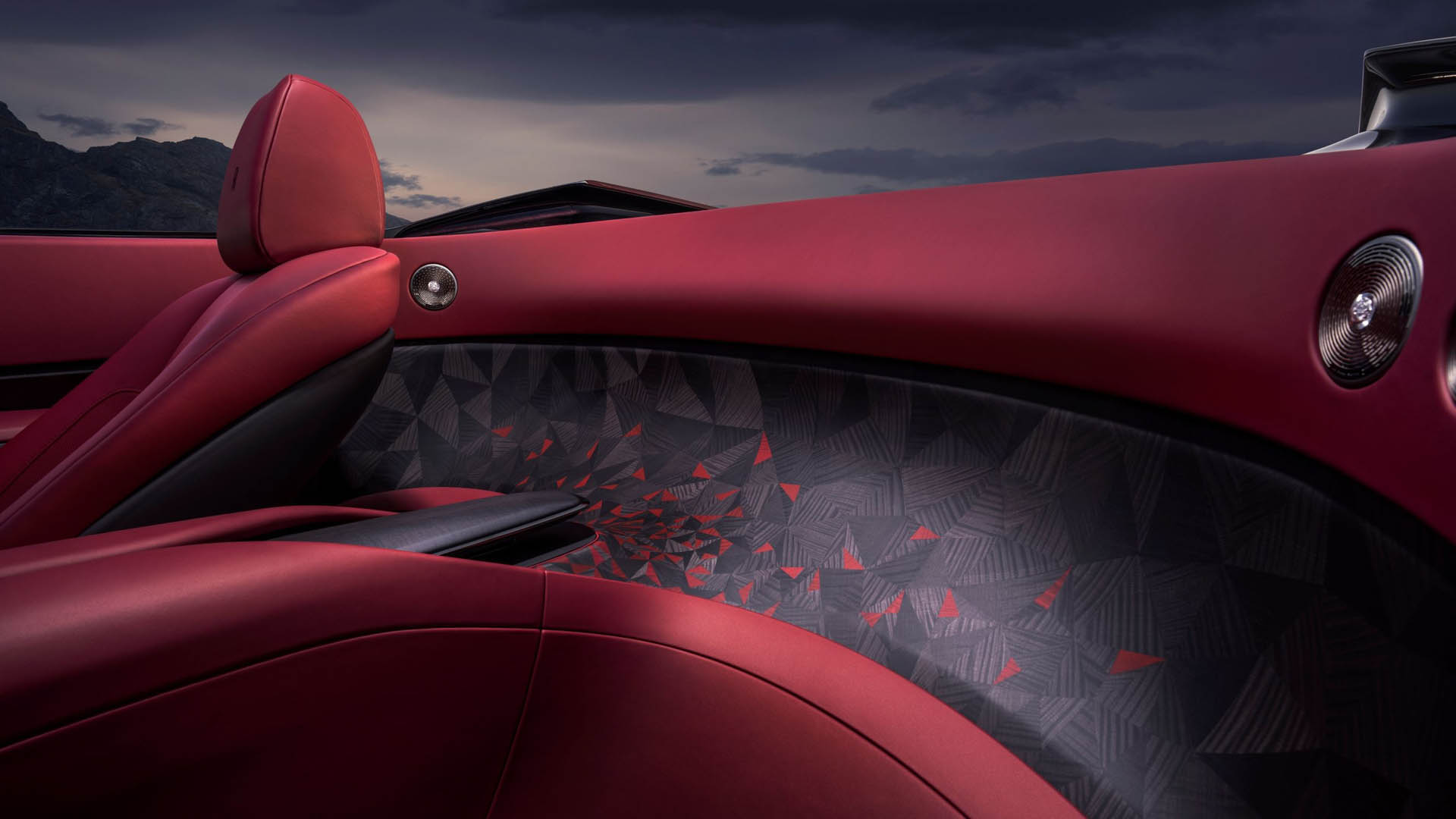 Rolls-Royce La Rose Noire Droptail 09