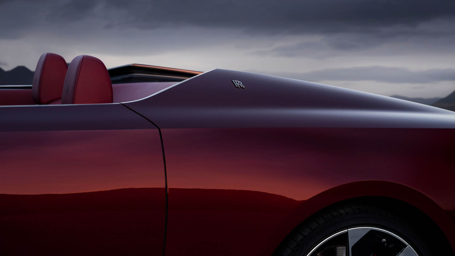Rolls-Royce La Rose Noire Droptail 15
