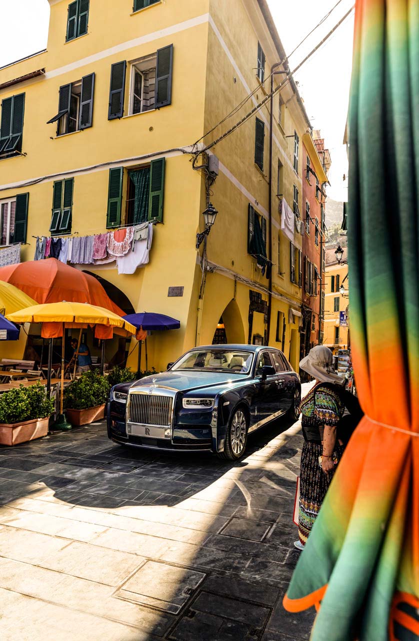 rolls-royce phantom inspired by cinque terre 02