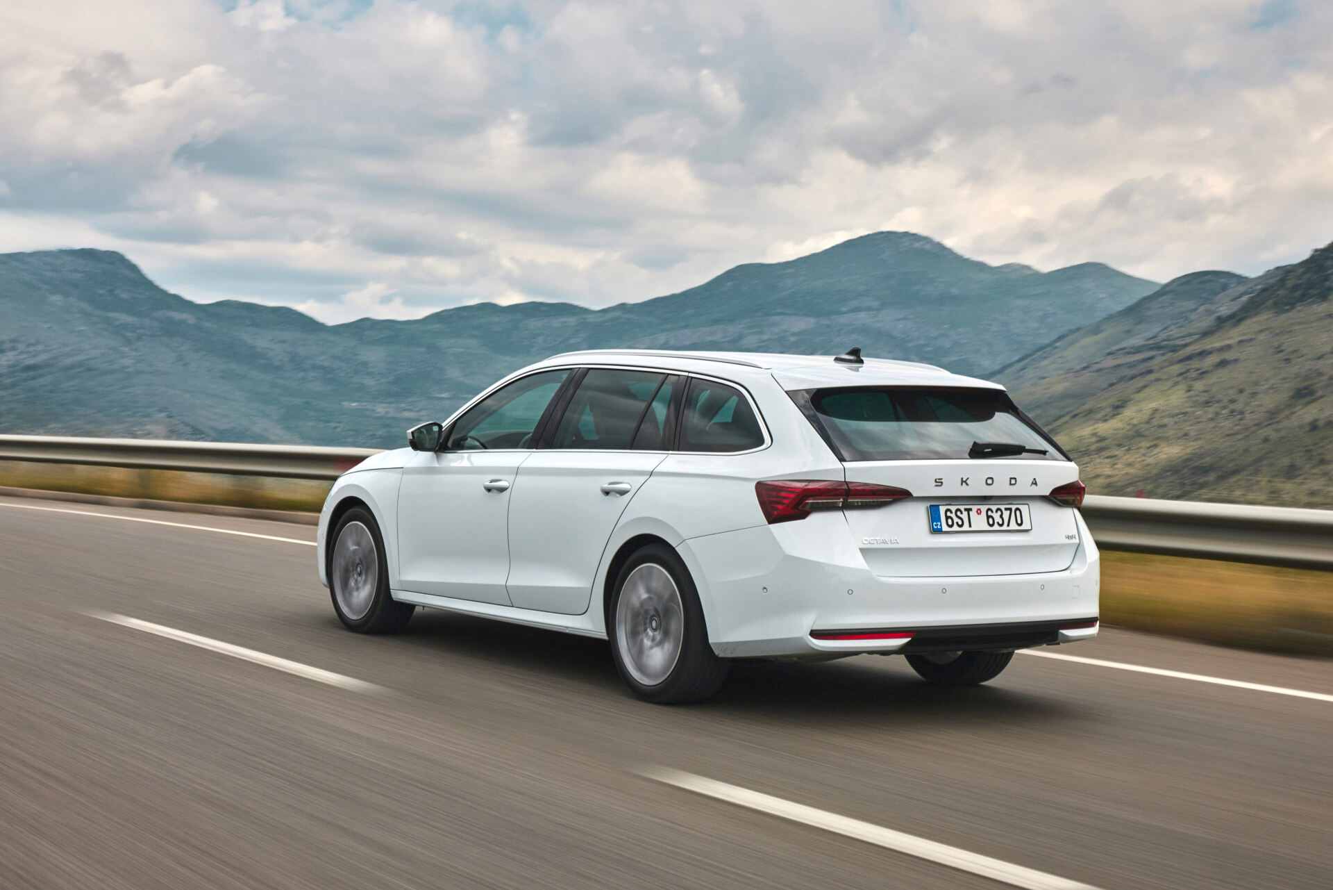 skoda-octavia-turns-30 05