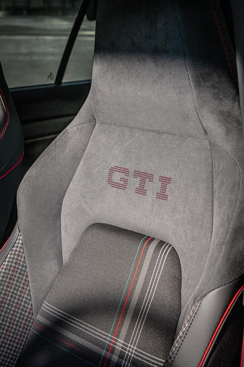 Volkswagen Golf GTI 50 EDITION18