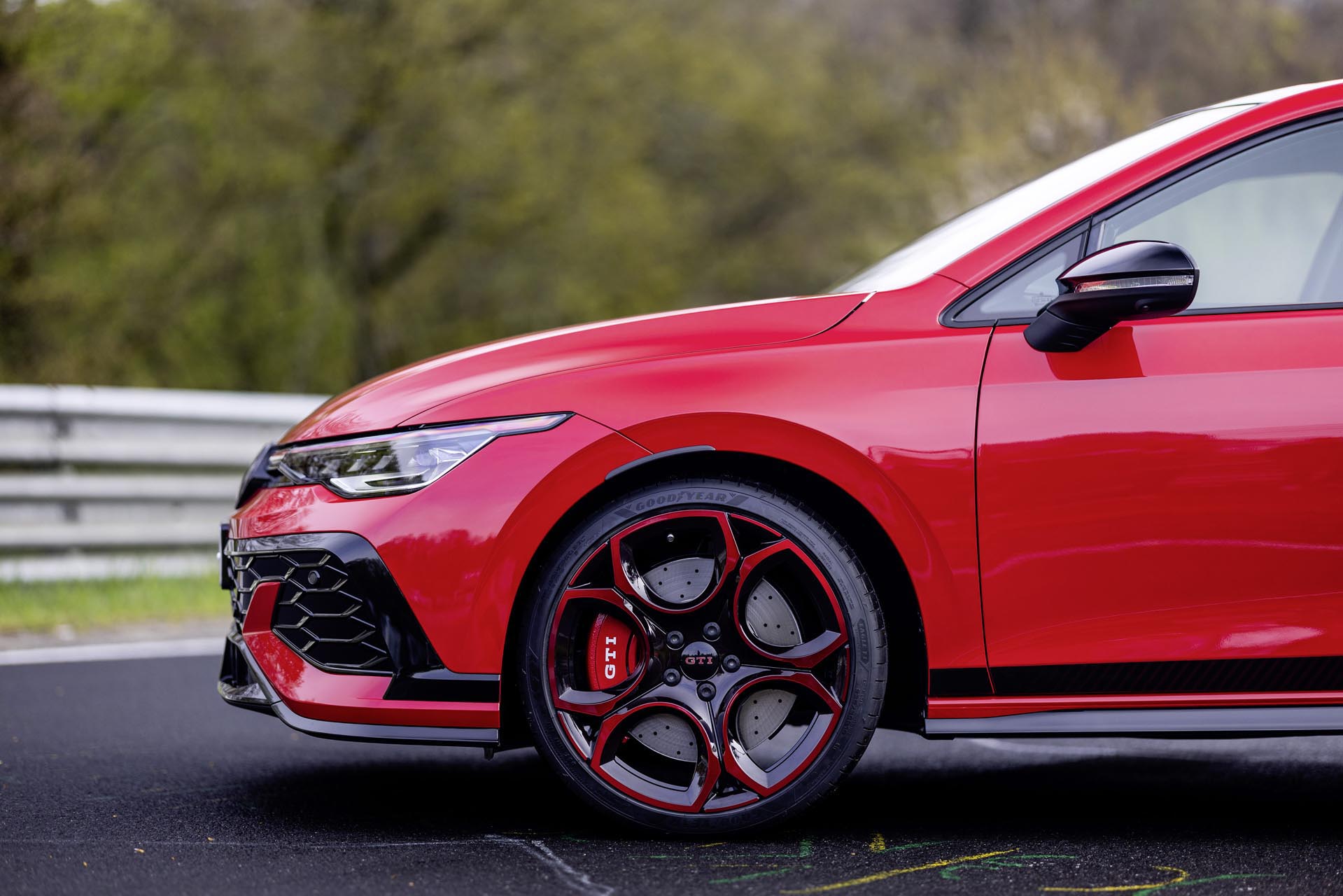 Volkswagen Golf GTI 50 EDITION33