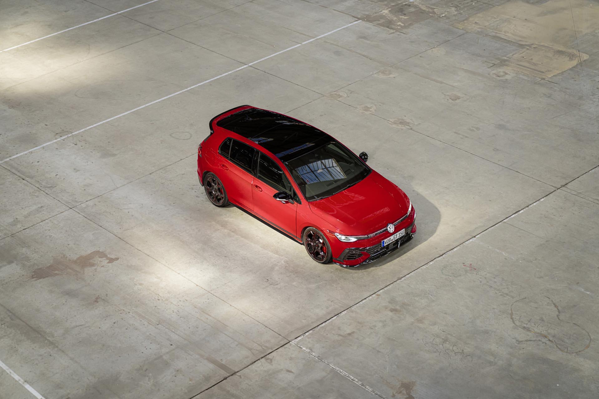 Volkswagen Golf GTI 50 EDITION4