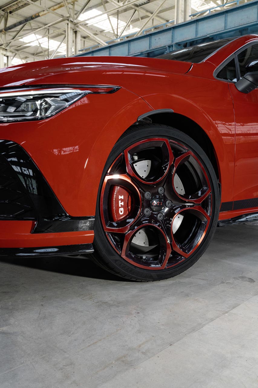 Volkswagen Golf GTI 50 EDITION6