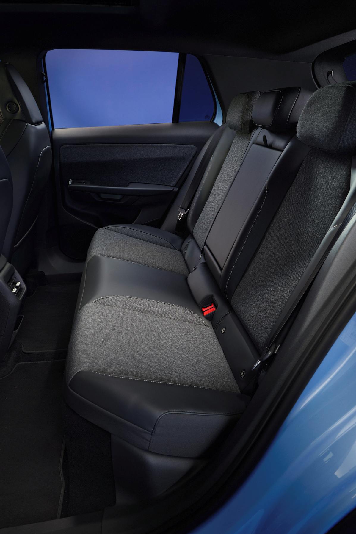 volkswagen id cross 17