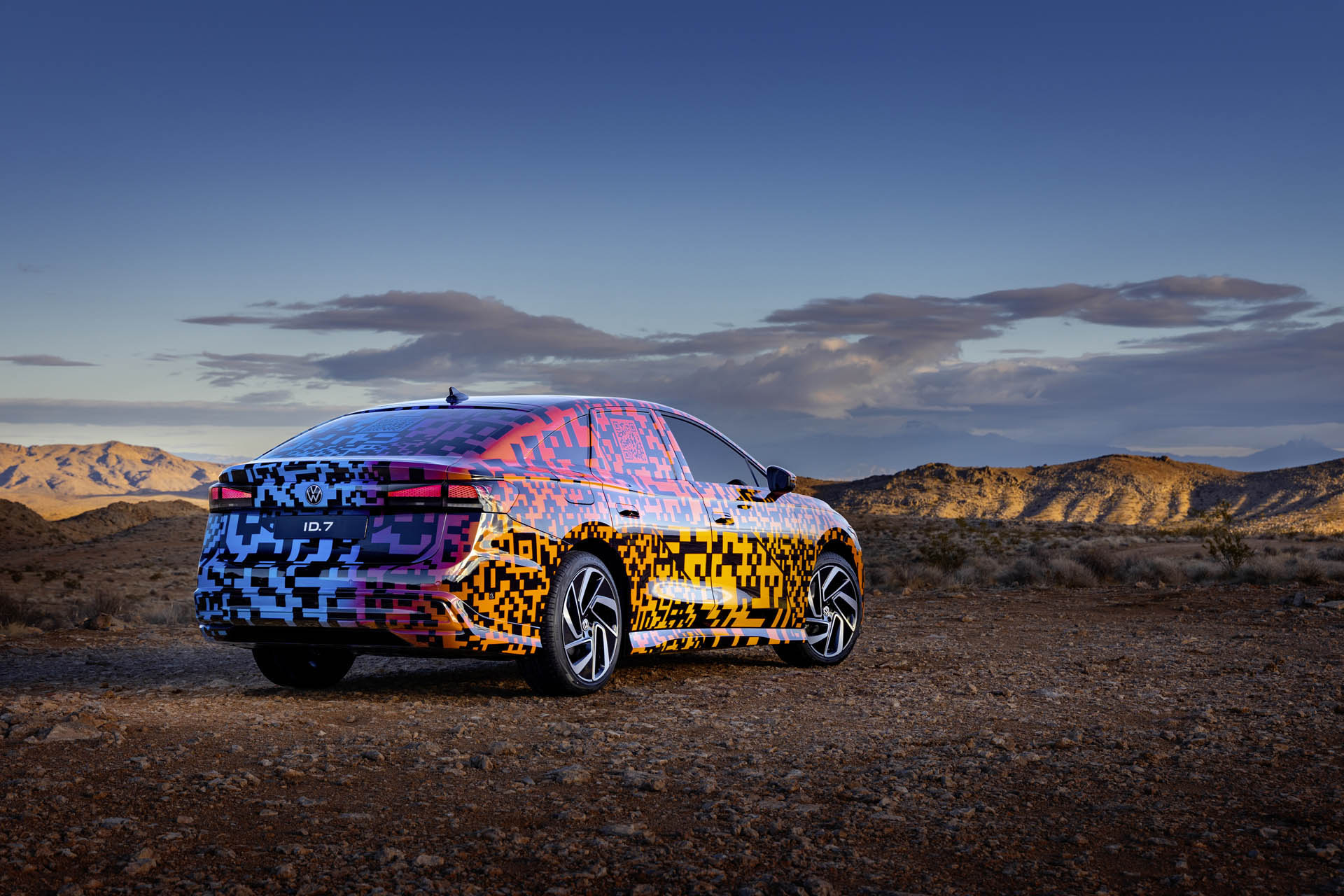 volkswagenid7camouflage06