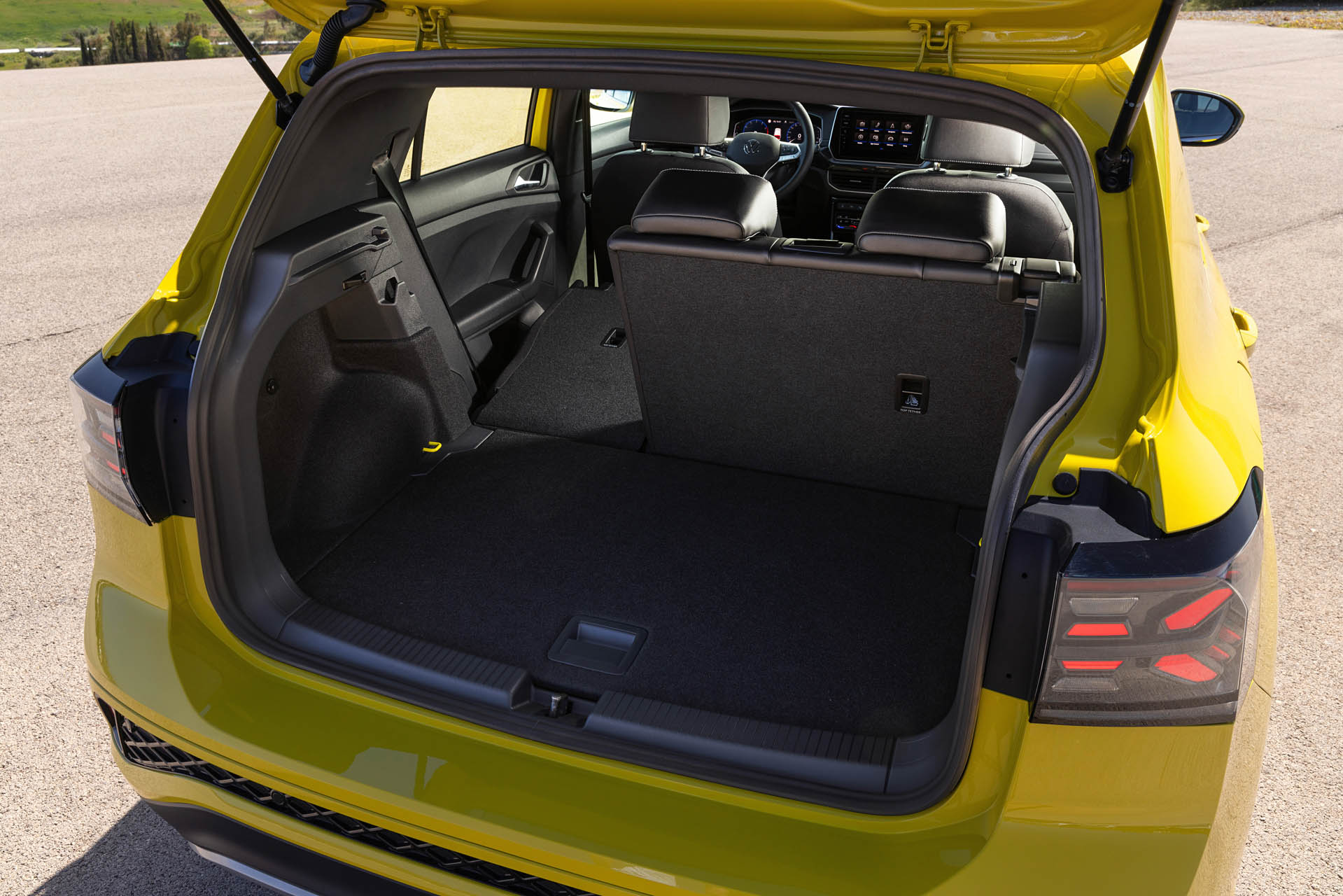 Volkswagen T-Cross 2023 18