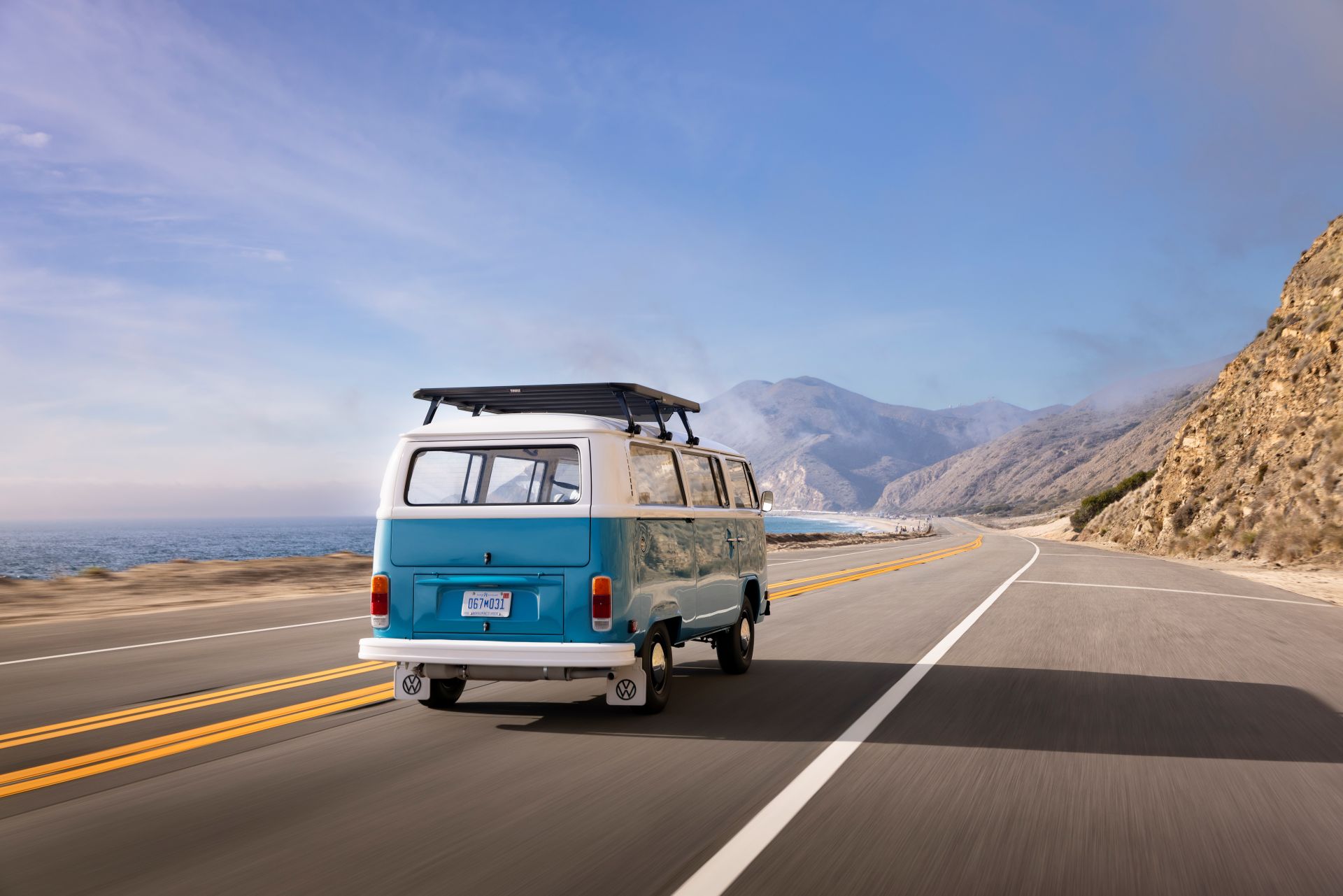 1977 VW Bus - Azul - Running -  Sam Dobbins 2025  JD 5575-Edit