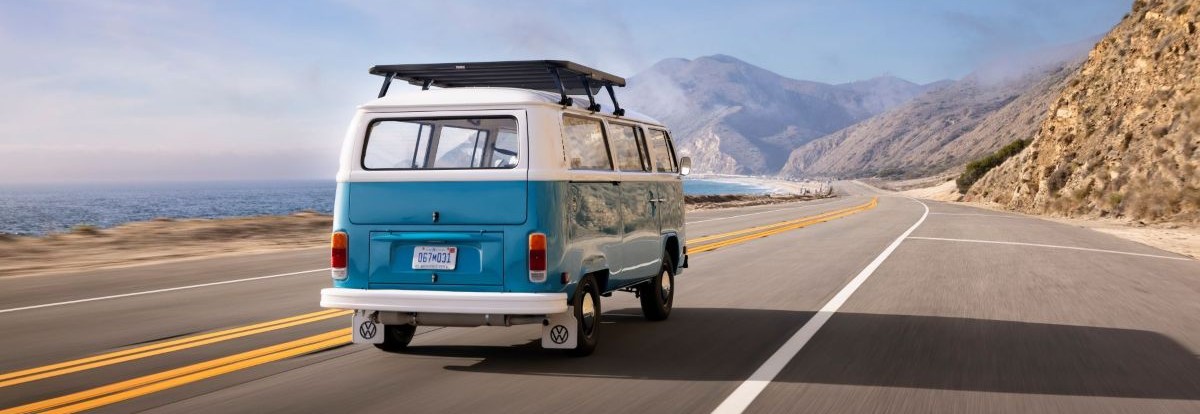 1977 VW Bus - Azul - nyito