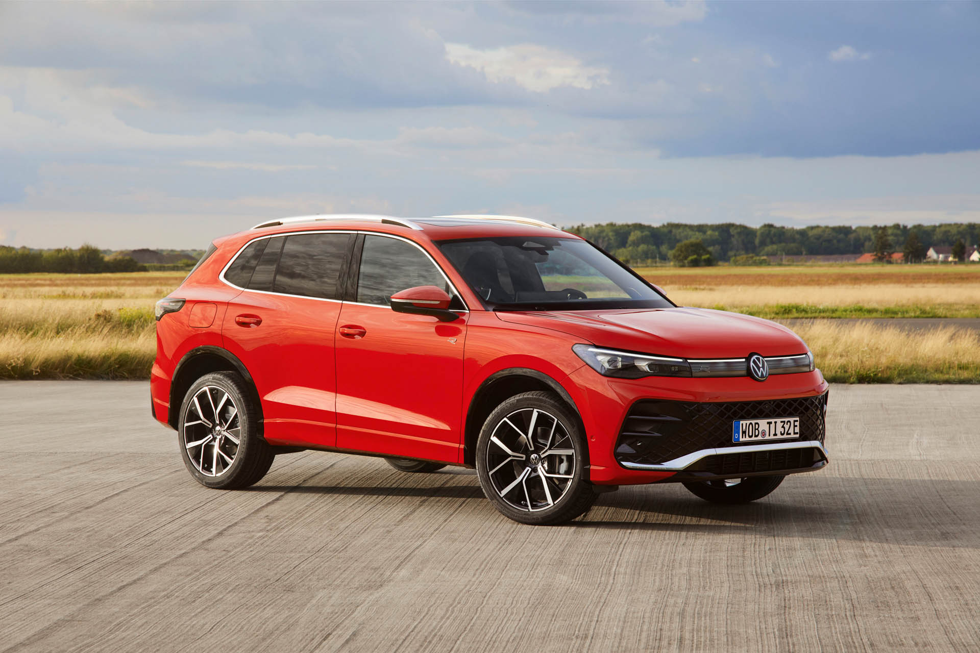 Volkswagen Tiguan R 2023 04
