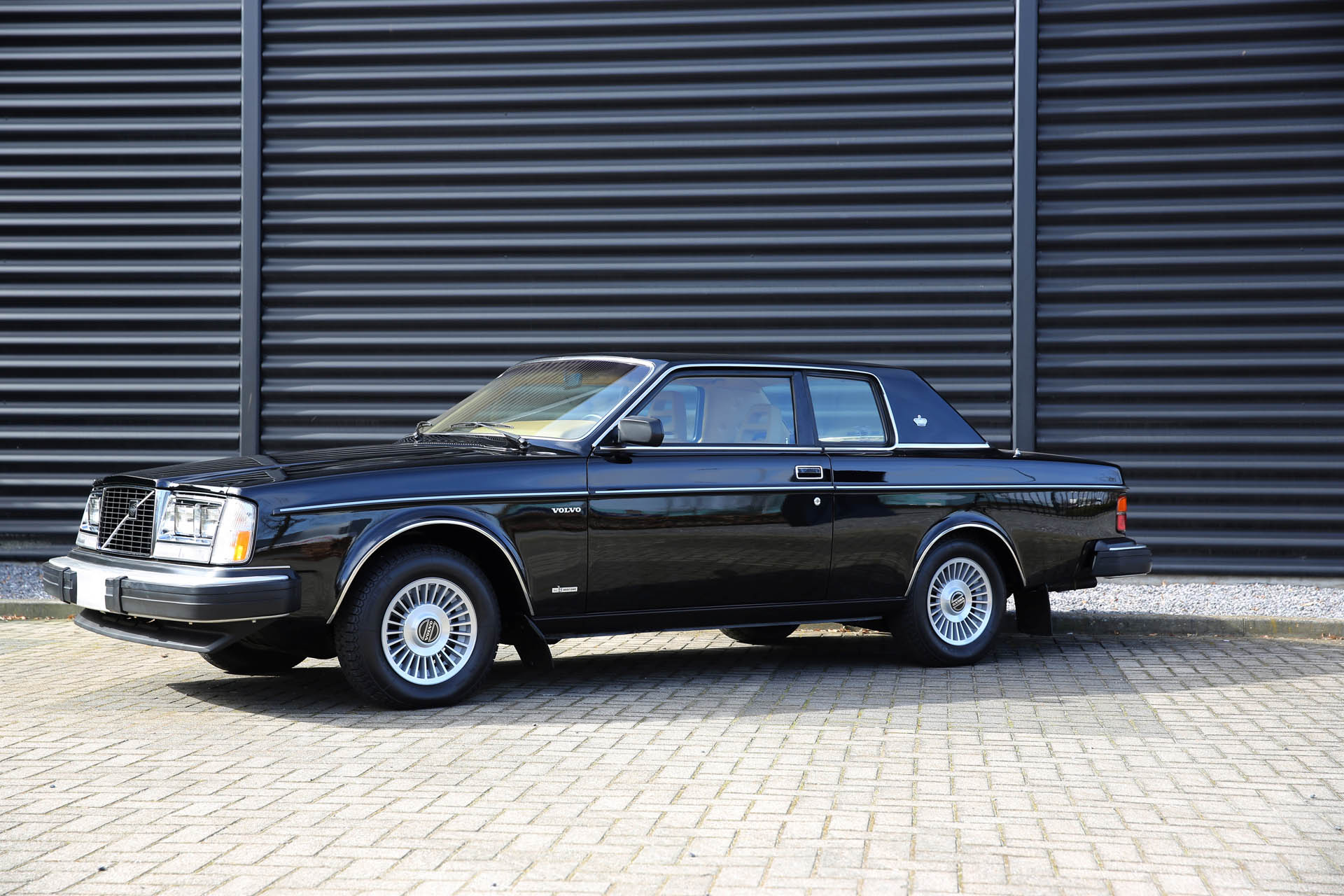 160691 1981 Volvo 262C