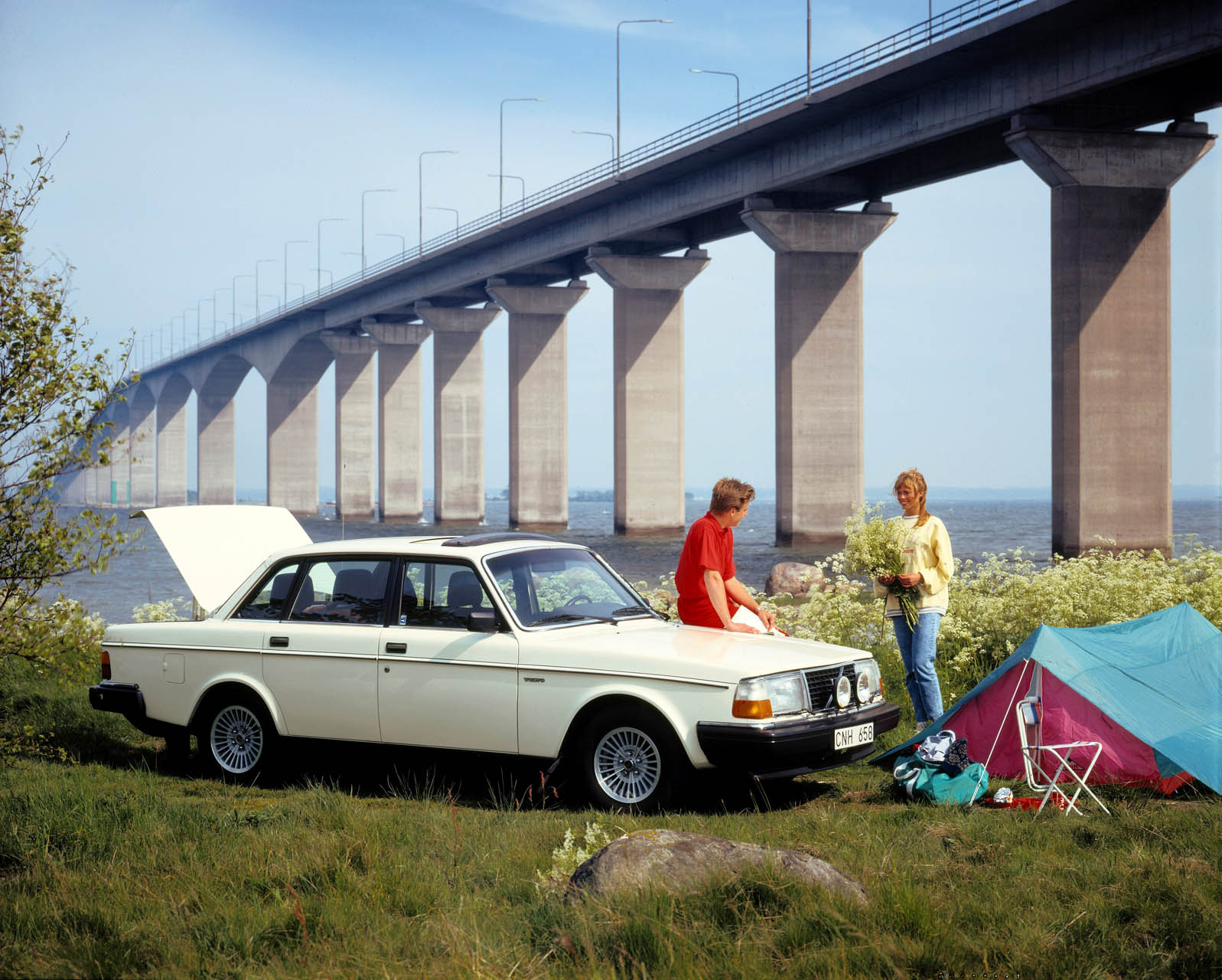 6096 Volvo 244 GL
