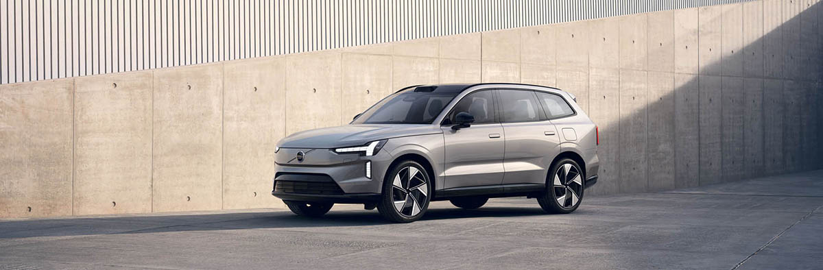 Volvo EX90 nyito