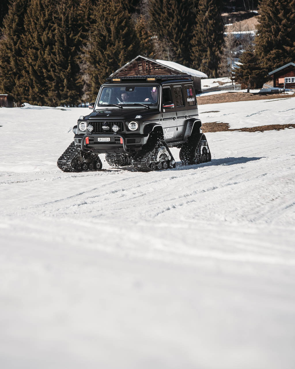 delta4x4 Mercedes GClass Caterpillar07