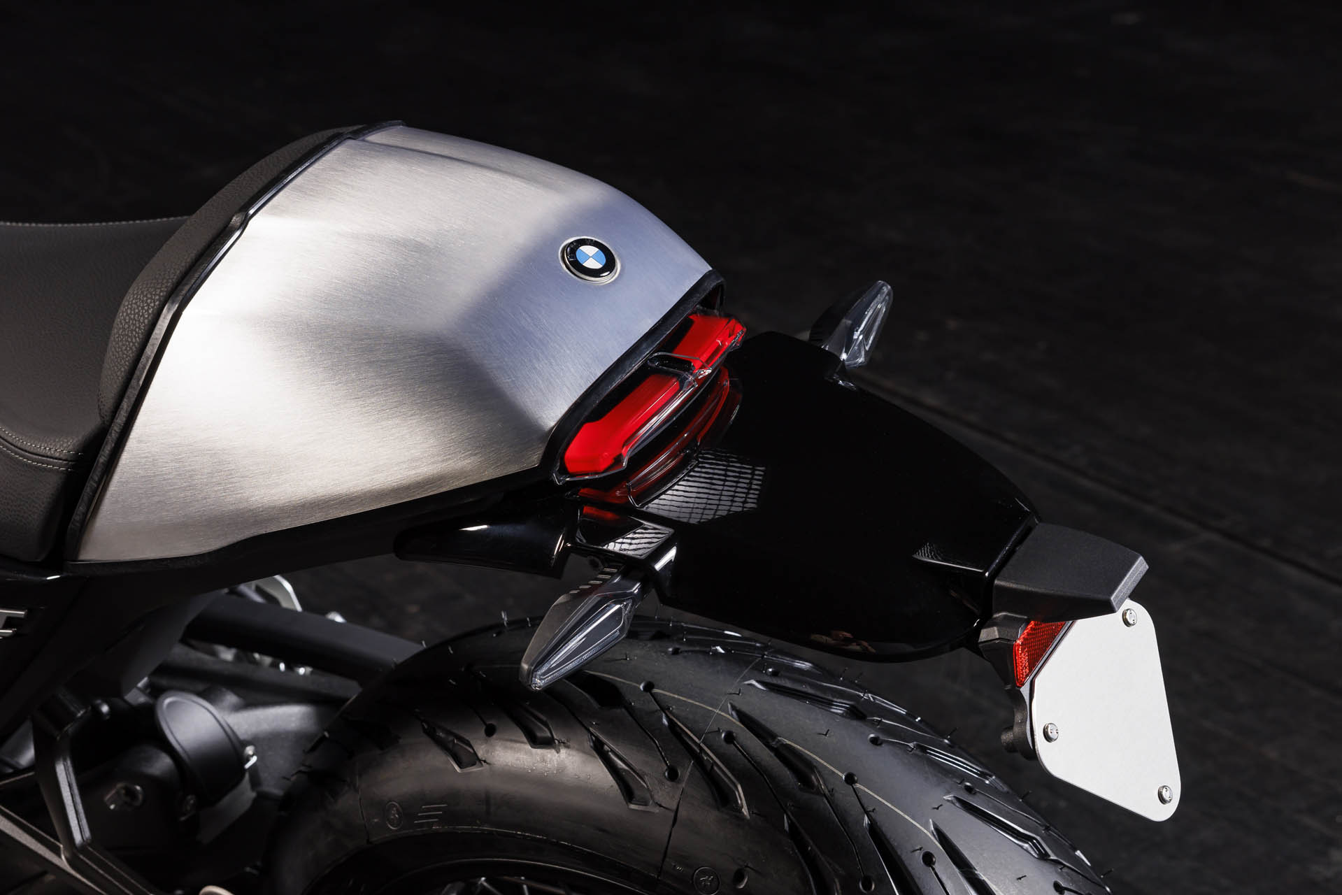 BMW R12 nineT 10