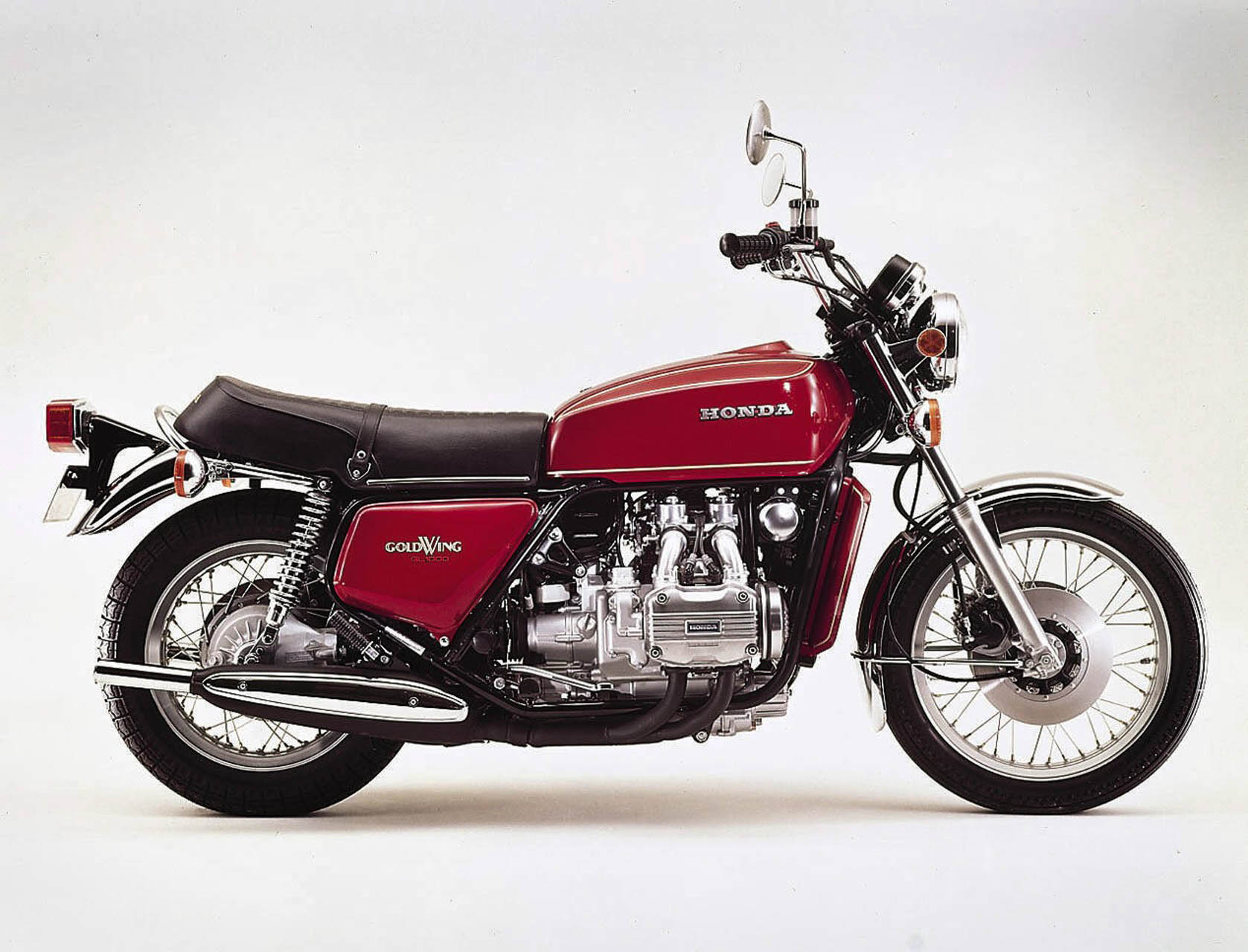 527366 25YM Honda GL1800 Gold Wing and Gold Wing Tour models celebrate half a