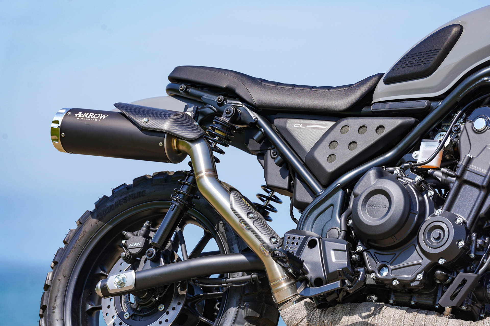 478801 Wheels and Waves - Moonground
